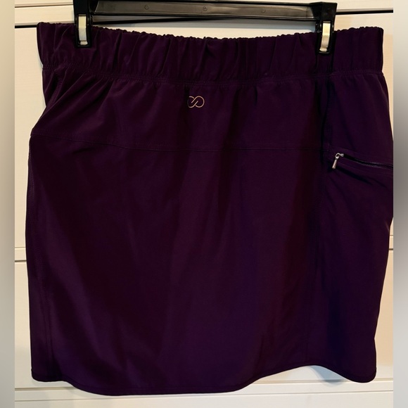 Calia skort, size L - Picture 3 of 3